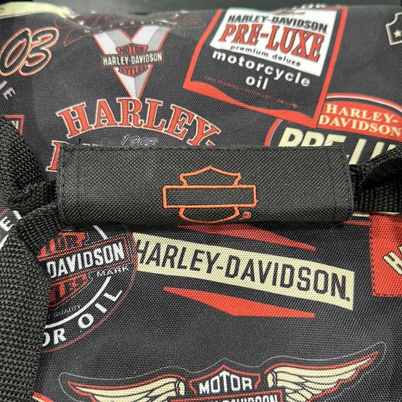 Harley-Davidson Vintage Pattern Duffle Bag - Picture 7 of 11